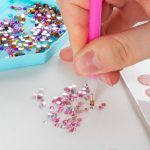 Gyémántfestés szett, 6 db matrica, 500 csillogó kövecske, Kidea, vidám állatok