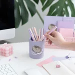 Pusheen cicás kerámia ceruzatartó, 11cm, Moments, lila