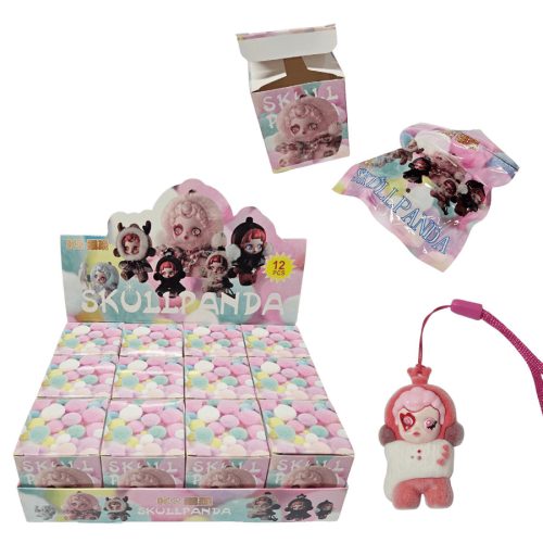 Meglepetés mini plüss plüssfigura, Skullpanda design, akasztóval, kb. 4,5x2,5cm