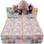 Meglepetés mini plüss plüssfigura, Skullpanda design, akasztóval, kb. 4,5x2,5cm