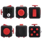 Fidget toys, fidget cube, stresszoldó kocka, kb. 3x3cm, akasztóval, dobozban