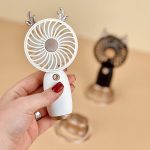 Kézi ventilátor, akkumulátoros, kb. 7x15cm, többféle változat