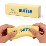 Butter squishy, illatos vaj antistressz játék, 13,5x4x3,5cm, egyszínű