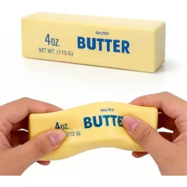   Butter squishy, illatos vaj antistressz játék, 13,5x4x3,5cm, egyszínű