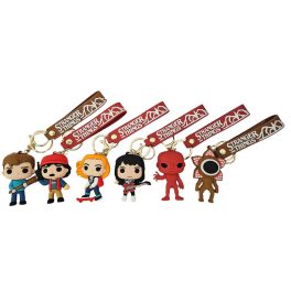   Stranger Things kulcstartó pánttal, kb. 6 cm magas, többféle