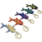 Cápa 3D kulcstartó figura, többszínű felület, kb. 9 cm, többféle színben